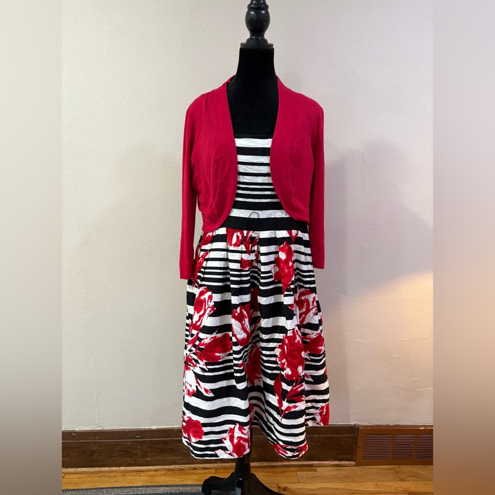 Jessica Howard Vibrant Dress with Detached Red Cardigan